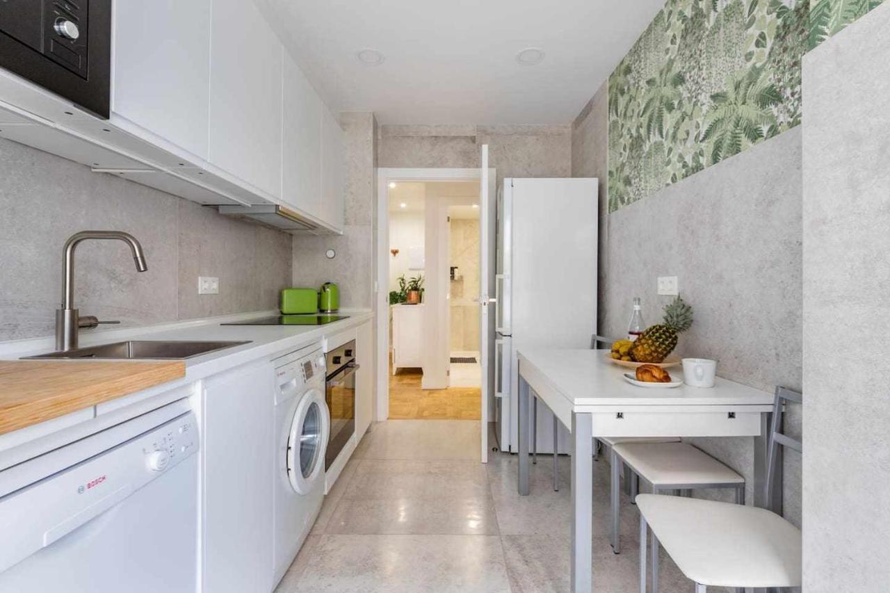 New Amara Suite Friends & Families Parking San Sebastian Luaran gambar