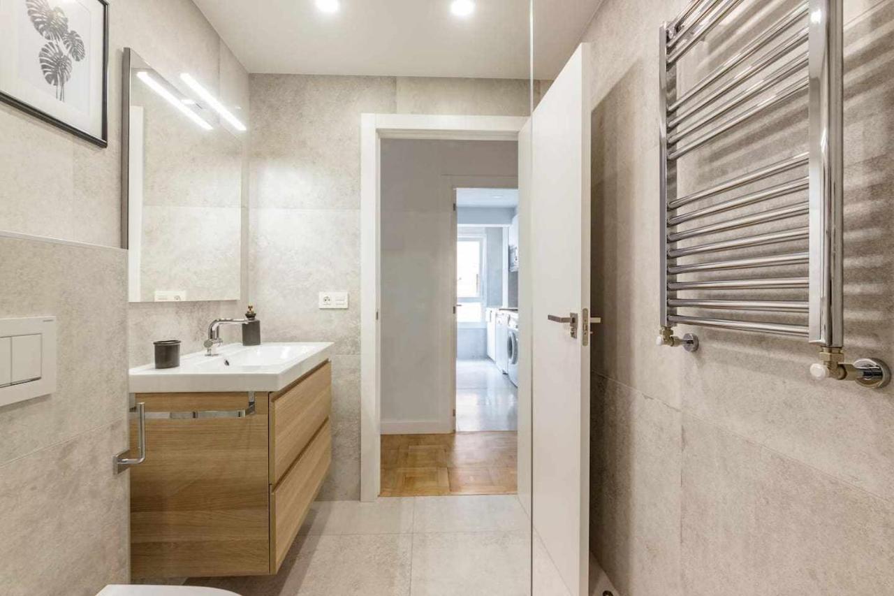 New Amara Suite Friends & Families Parking San Sebastian Luaran gambar