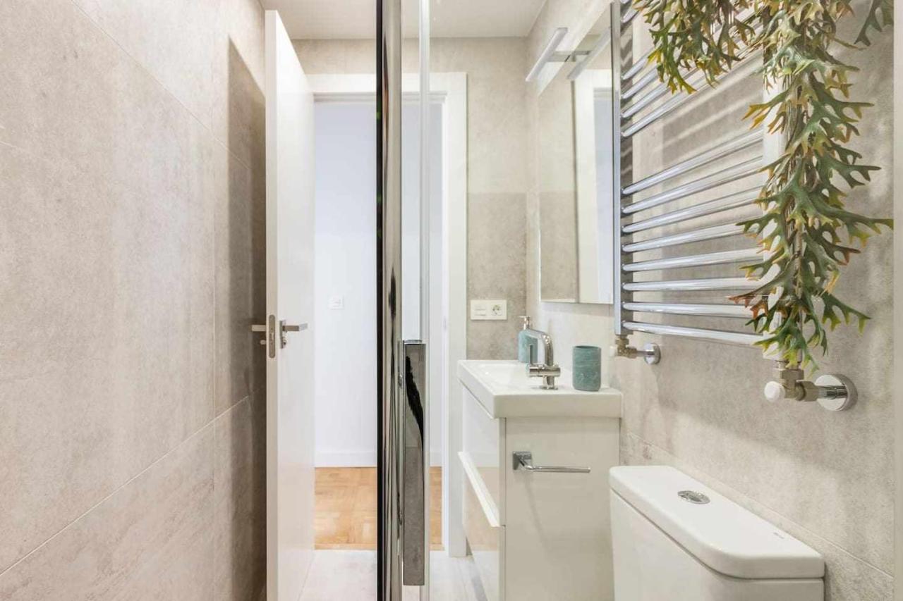 New Amara Suite Friends & Families Parking San Sebastian Luaran gambar